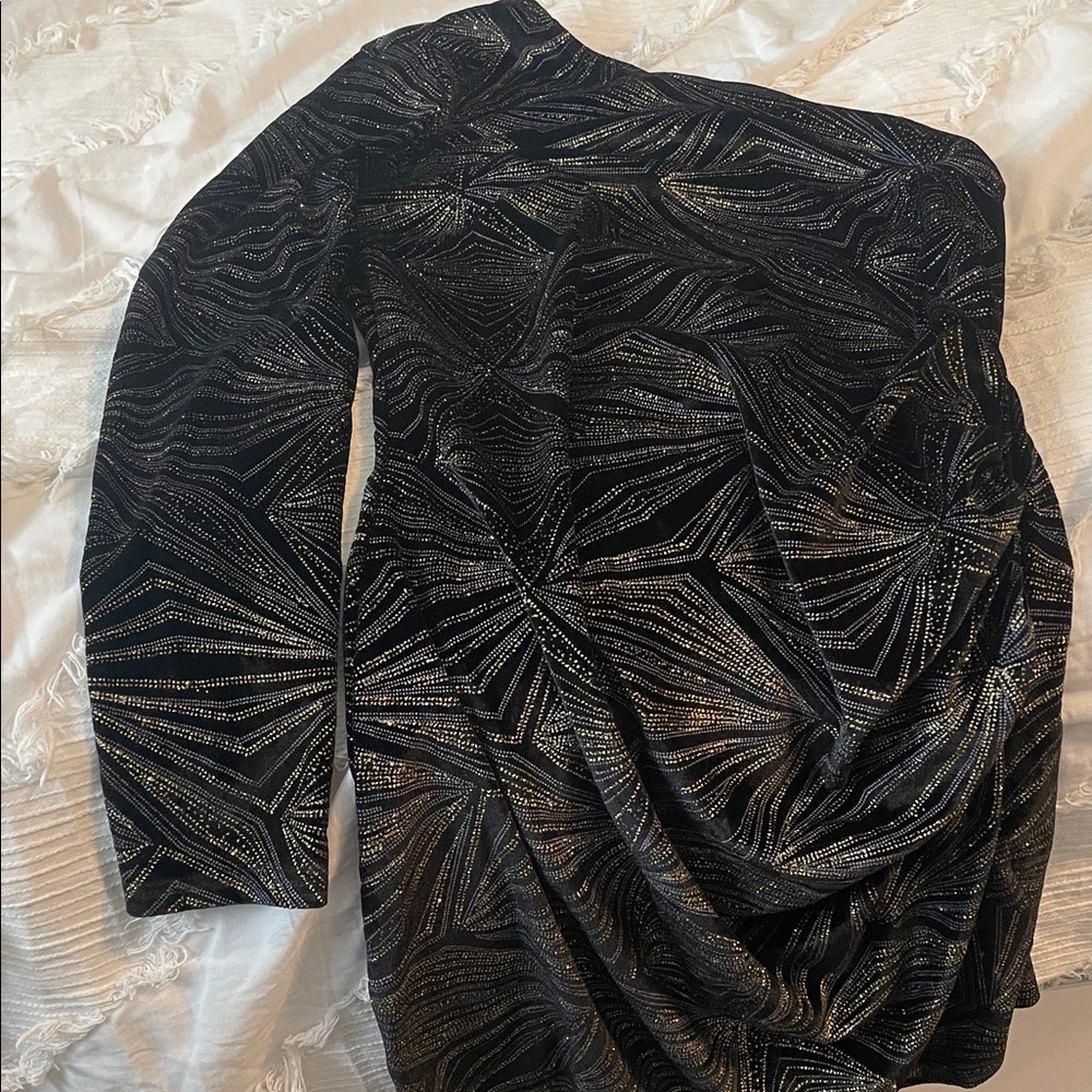 Eilly BazarBlack One-Shoulder Glitter Geometric Dress